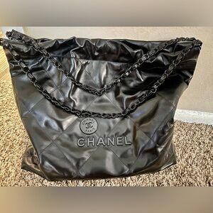 Chanel 22 So Black Medium Hobo Bag
